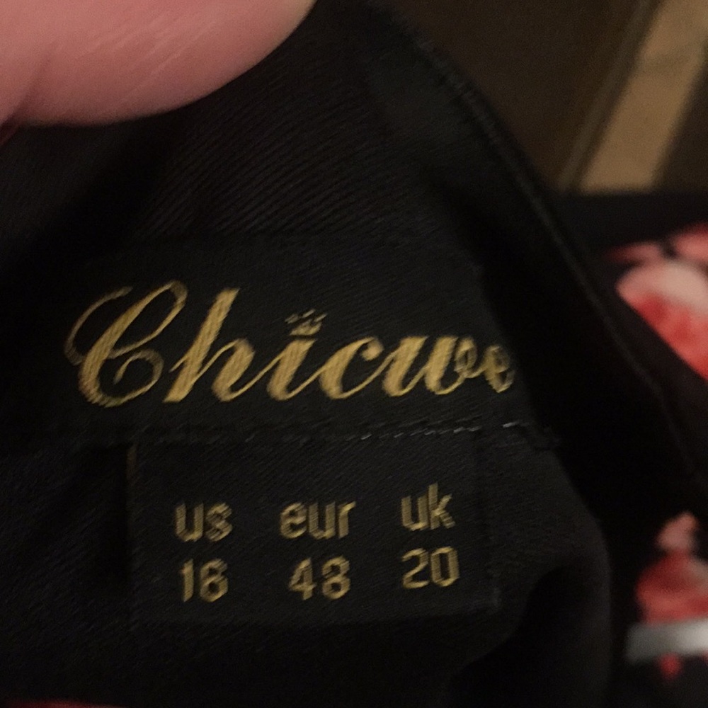 Women’s ChicWe dress size 16